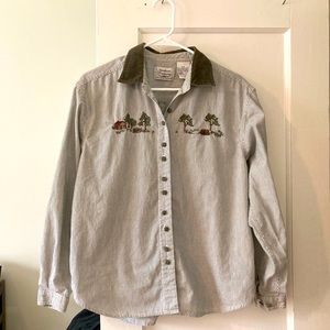 Vintage Embroidered Button-Up Shirt 🎀